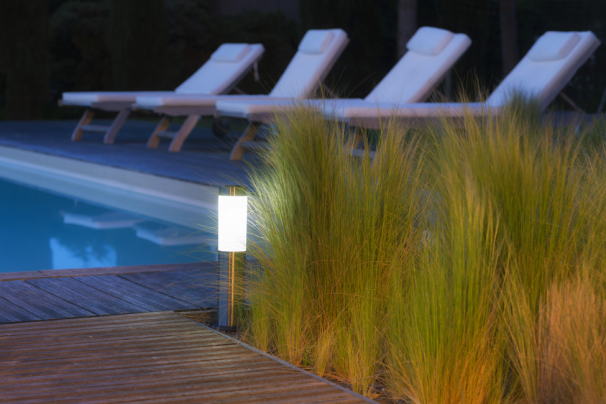 Eclairage abord de piscine