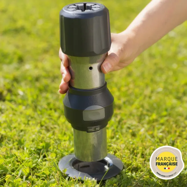 Pied droit Gard&Rock à ancrer au sol, support parasol rectangulaire inclinable, protection solaire